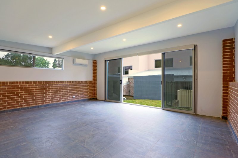 Photo - Flat 58A Dandarbong Avenue, Carlingford NSW 2118 - Image 2