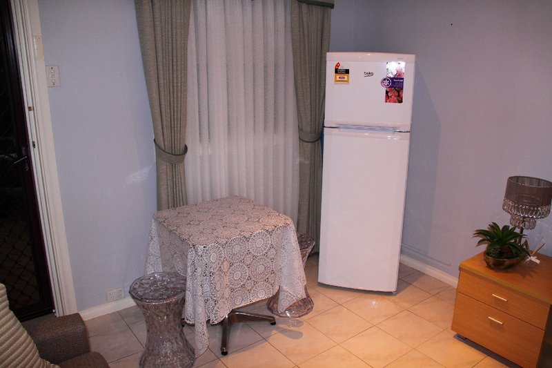 Photo - FLAT/68 Laurel Street, Willoughby NSW 2068 - Image 5