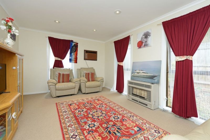 Photo - Frankston North VIC 3200 - Image 3