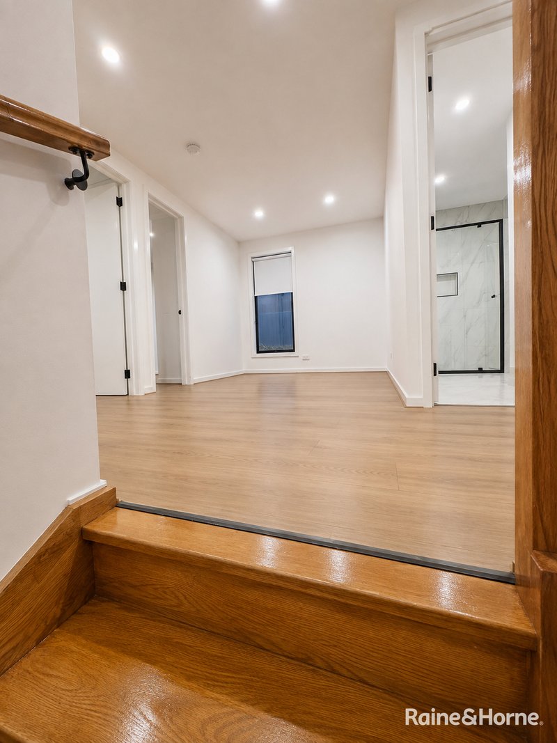 Photo - Fraser Rise VIC 3336 - Image 8