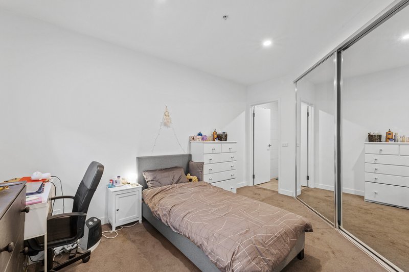 Photo - G10/115 Burwood Highway, Burwood East VIC 3151 - Image 7