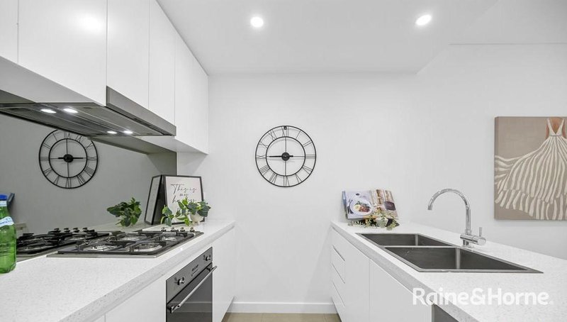 Photo - G2/2 Saxby Close, Botany NSW 2019 - Image 3