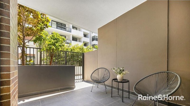 Photo - G2/2 Saxby Close, Botany NSW 2019 - Image 8