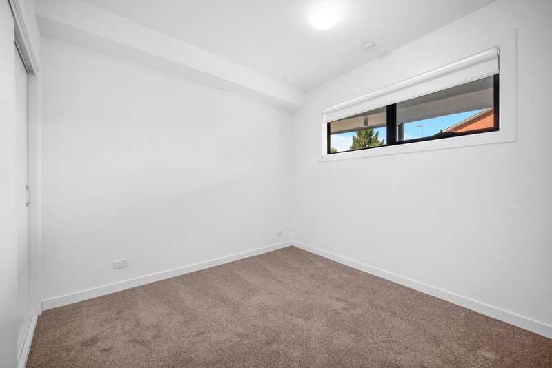 Photo - G3/699c Barkly Street, West Footscray VIC 3012 - Image 4