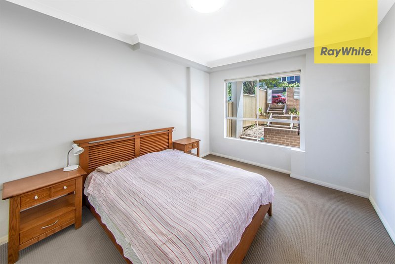 Photo - G8/11 Robilliard Street, Mays Hill NSW 2145 - Image 6