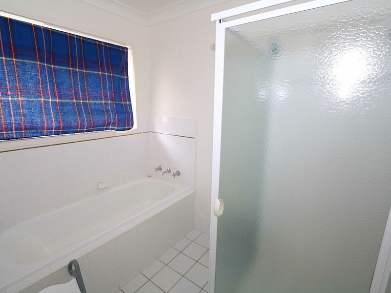 Photo - Glenfield Park NSW 2650 - Image 5