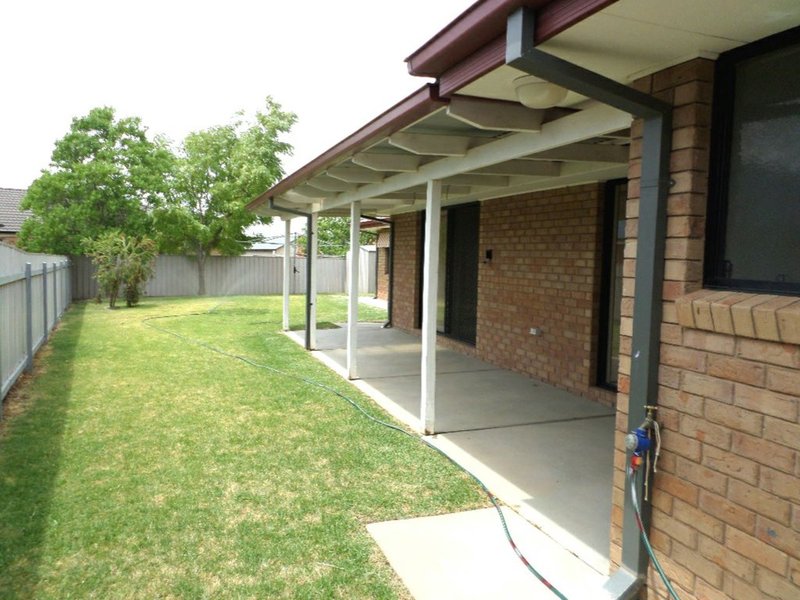 Photo - Glenfield Park NSW 2650 - Image 7