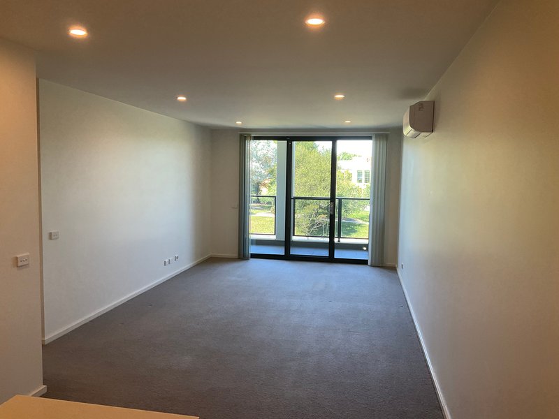 Photo - Griffith ACT 2603 - Image 4