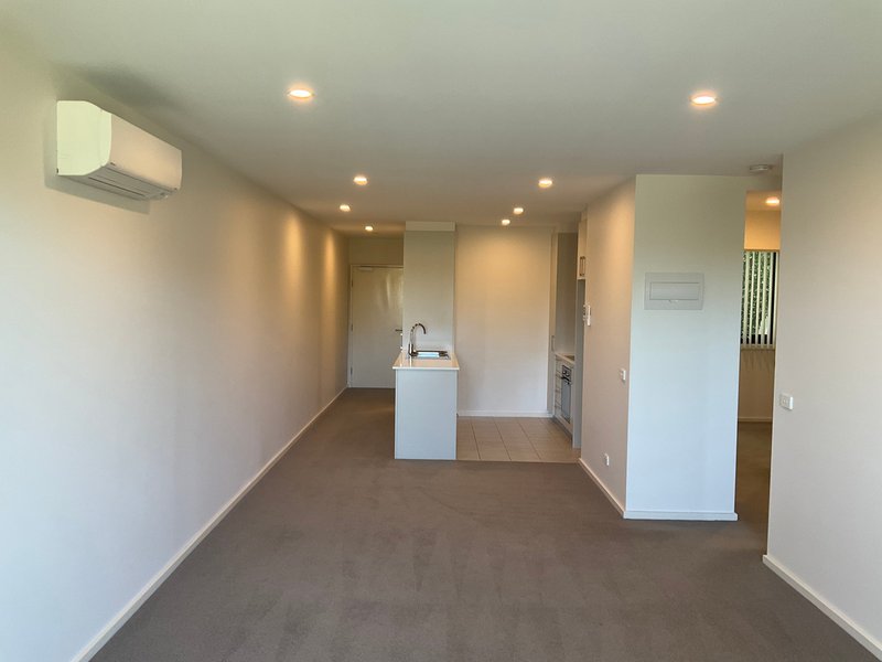 Photo - Griffith ACT 2603 - Image 5