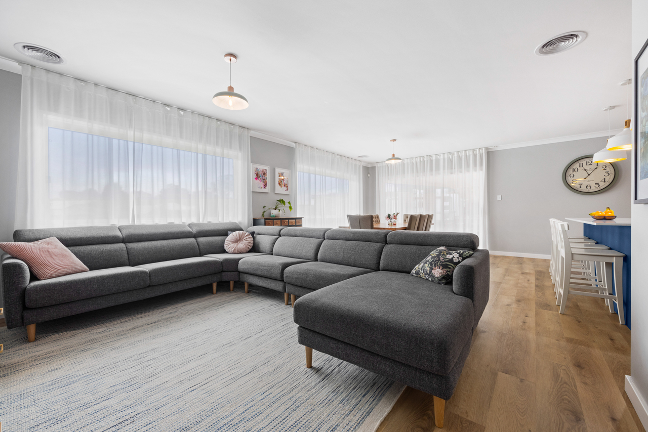 5-bedroom house at 7 Green Avenue, Gunning, NSW 2581, Upper Lachlan, New South Wales