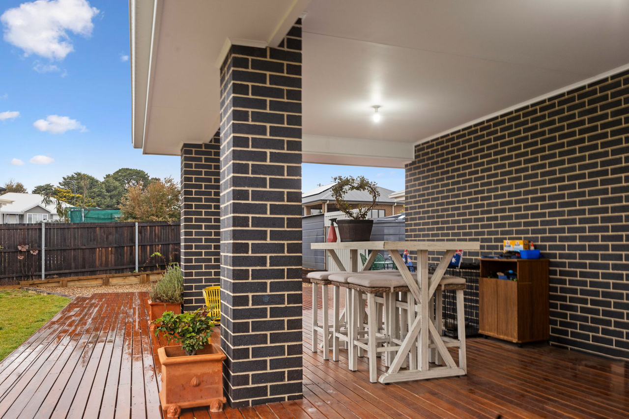 5-bedroom house at 7 Green Avenue, Gunning, NSW 2581, Upper Lachlan, New South Wales