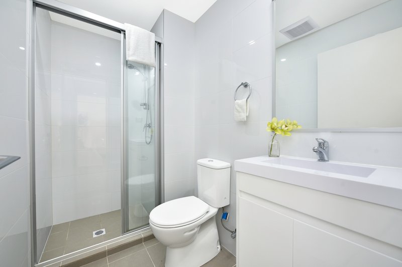 Photo - H113/81-86 Courallie Avenue, Homebush West NSW 2140 - Image 6