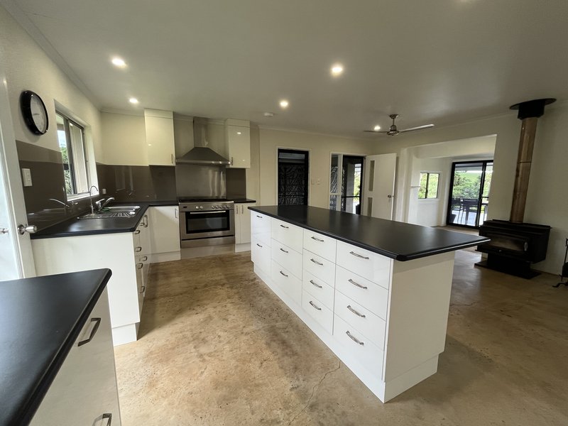 Photo - H/145 Russell Road, Lake Eacham QLD 4884 - Image 3