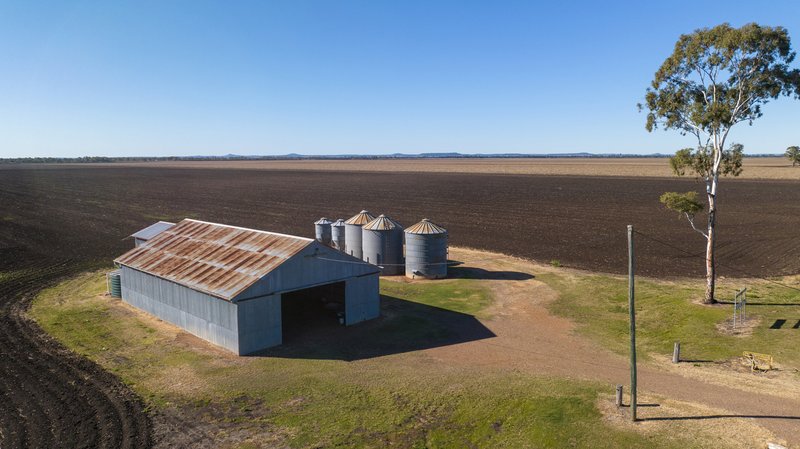 Photo - "Hawthorne" Millmerran-Leyburn Road, Yandilla QLD 4352 - Image 9