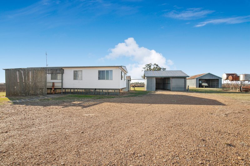 Photo - "Hawthorne" Millmerran-Leyburn Road, Yandilla QLD 4352 - Image 13