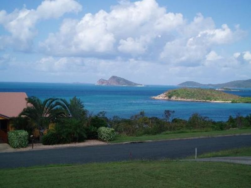 Hideaway Bay QLD 4800