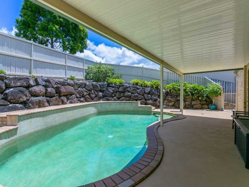 Photo - Highland Park QLD 4211 - Image 8