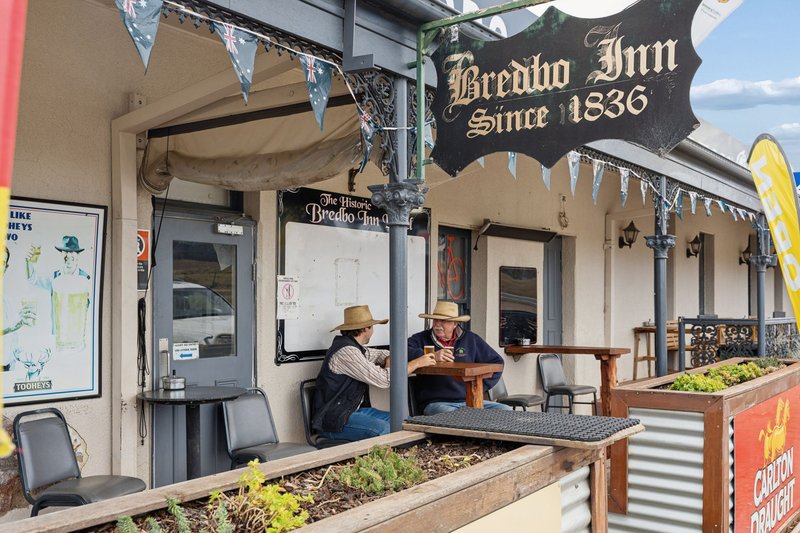 Photo - Historic Bredbo Inn , 1 Monaro Highway, Bredbo NSW 2626 - Image 1