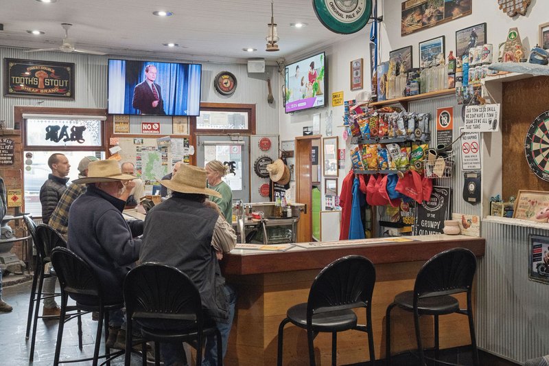 Photo - Historic Bredbo Inn , 1 Monaro Highway, Bredbo NSW 2626 - Image 6