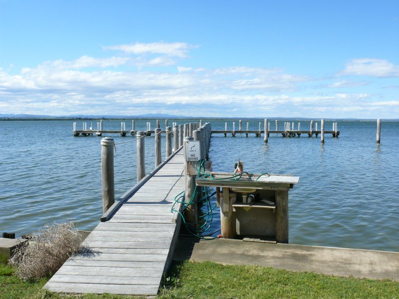 Photo - House 2/157 Bay Road, Eagle Point VIC 3878 - Image 8