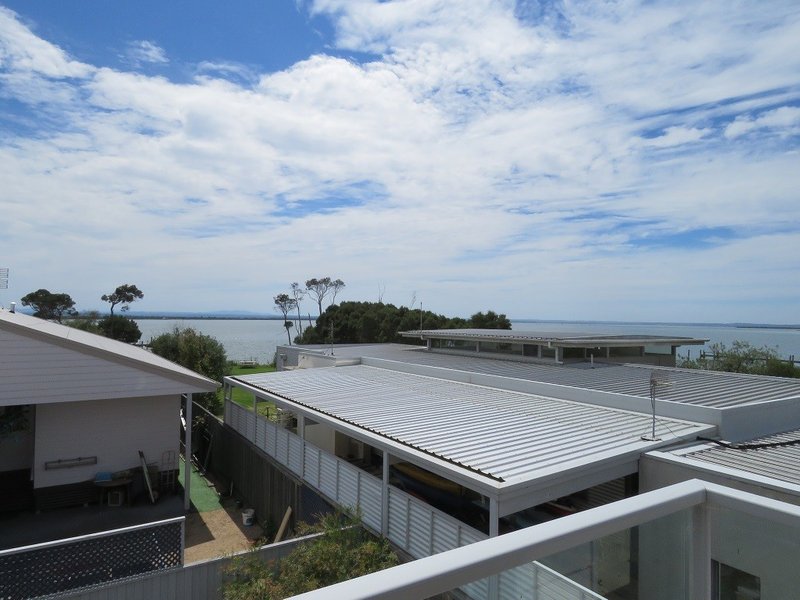 Photo - House 3/157 Bay Road, Eagle Point VIC 3878 - Image 11