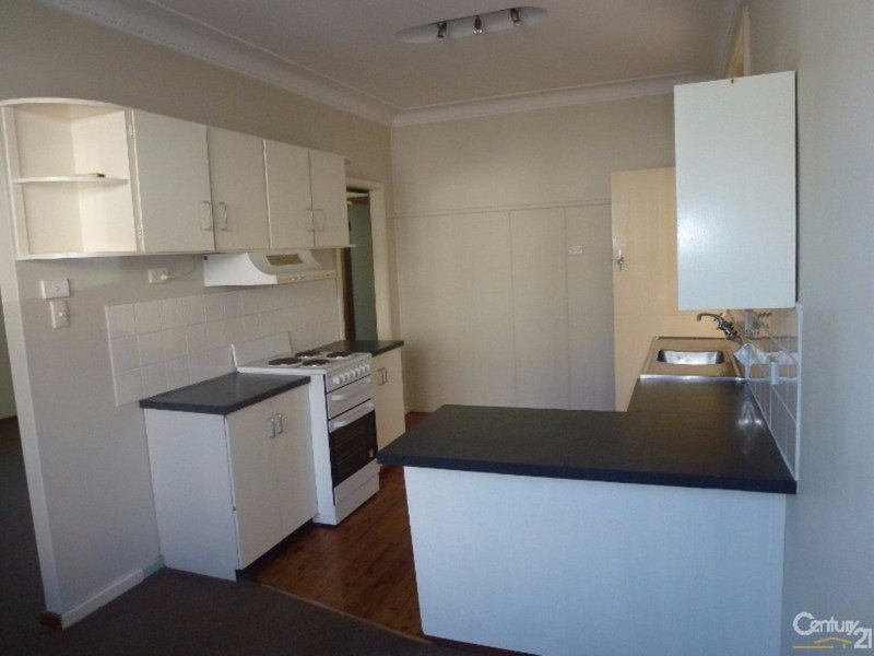 Photo - House 4/11 Charlton Street, Barnsley NSW 2278 - Image 12