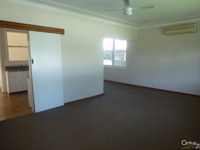 Photo - House 4/11 Charlton Street, Barnsley NSW 2278 - Image 17