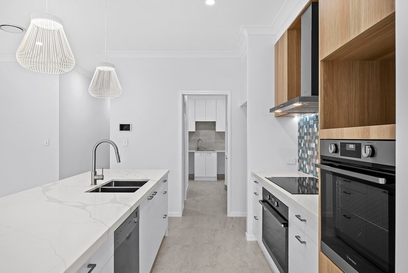 Photo - Indooroopilly QLD 4068 - Image 7