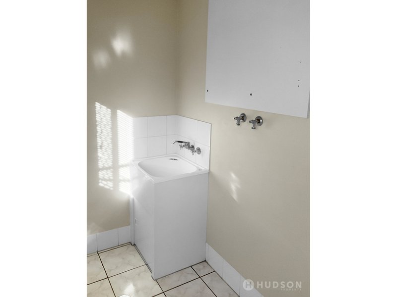 Photo - Kearneys Spring QLD 4350 - Image 15
