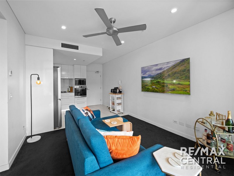 Photo - L1/16 Hamilton Place, Bowen Hills QLD 4006 - Image 7