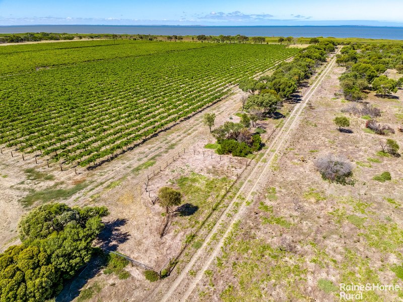 Photo - L2818 Lake Road, Lake Plains SA 5255 - Image 17