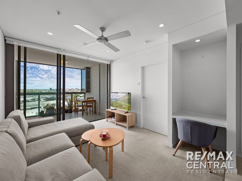 L8/16 Hamilton Place, Bowen Hills QLD 4006