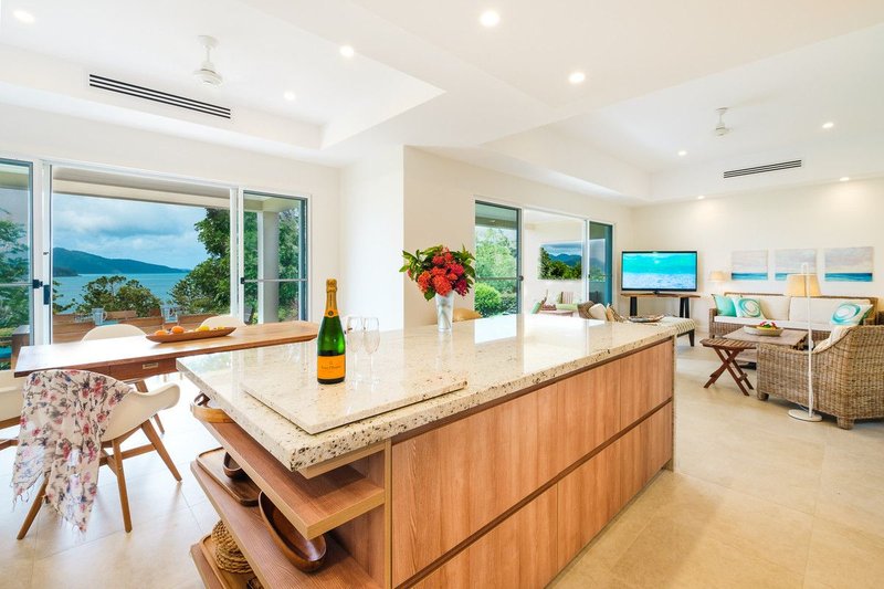 La Bella Waters 3/1 Coral Sea Avenue, Hamilton Island QLD 4803