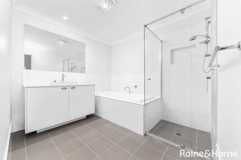 Photo - Leppington NSW 2179 - Image 14