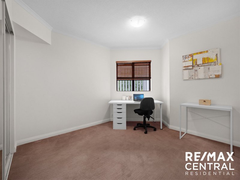 Photo - Level 1/15 Newstead Avenue, Newstead QLD 4006 - Image 14