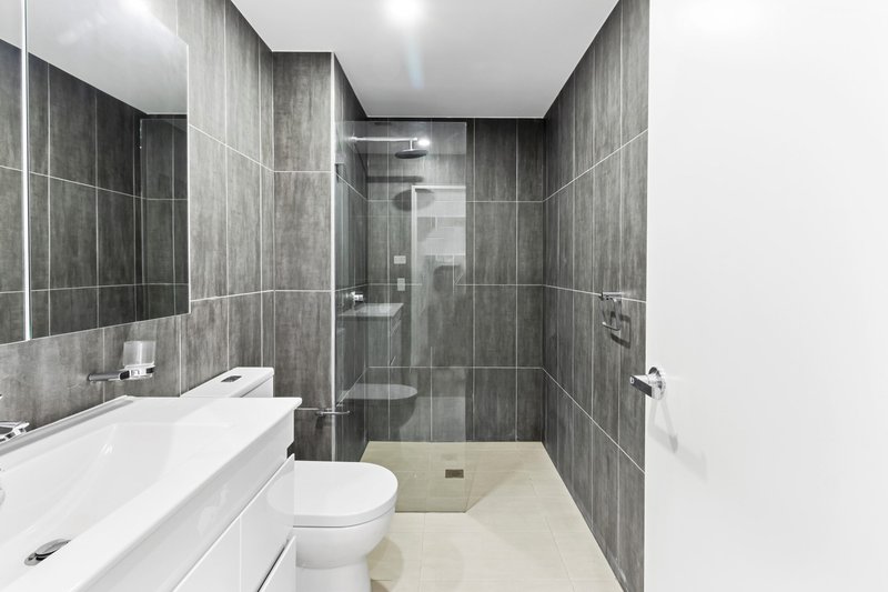 Photo - Level 13/18 Harrow Road, Auburn NSW 2144 - Image 4