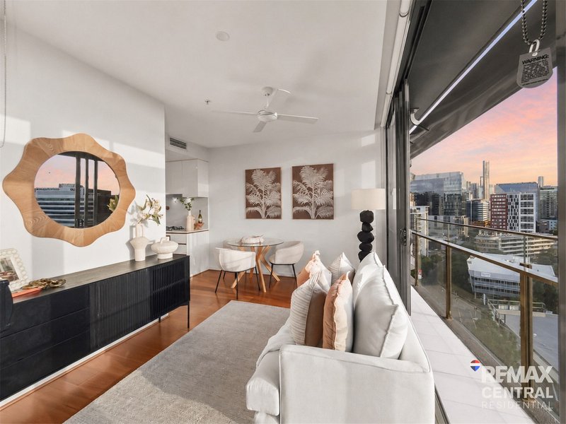 Photo - Level 14/1033 Ann Street, Newstead QLD 4006 - Image 2