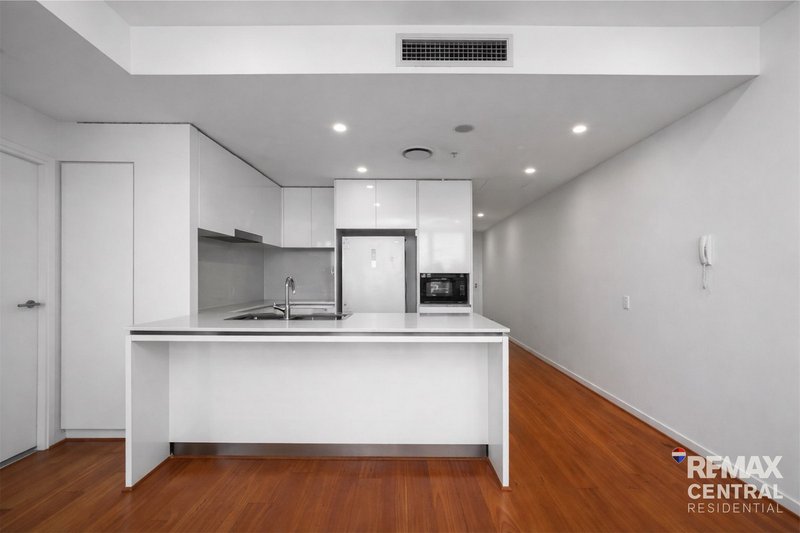 Photo - Level 15/1033 Ann Street, Newstead QLD 4006 - Image 4
