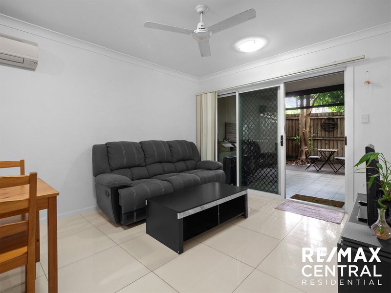 Photo - Level 1/91 Emperor Street, Annerley QLD 4103 - Image 5