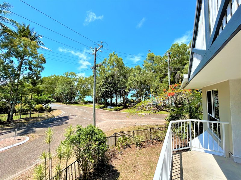 Photo - LEVEL 2 at 95 Arlington Esplanade, Clifton Beach QLD 4879 - Image 3