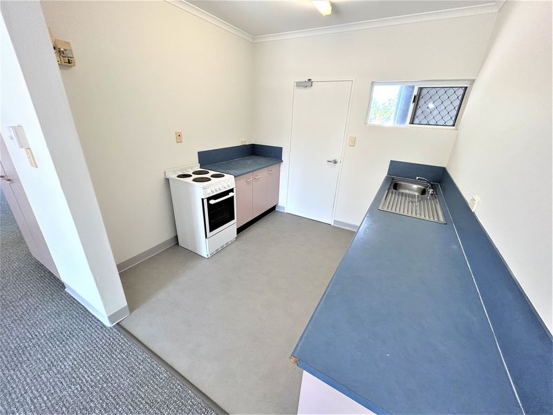 Photo - LEVEL 2 at 95 Arlington Esplanade, Clifton Beach QLD 4879 - Image 7