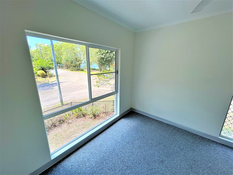 Photo - LEVEL 2 at 95 Arlington Esplanade, Clifton Beach QLD 4879 - Image 10