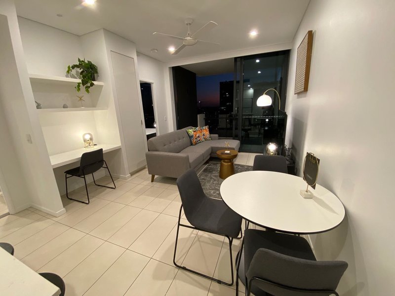 Photo - Level 21/19 Hope Street, South Brisbane QLD 4101 - Image 4