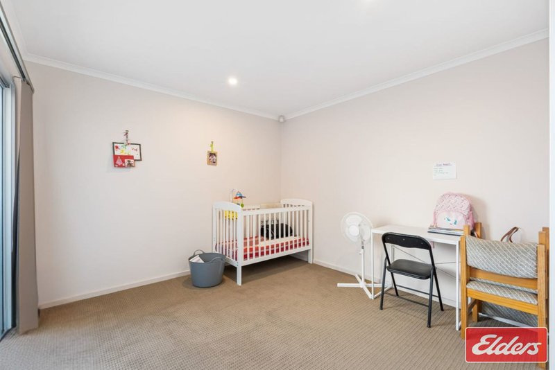 Photo - Level 303/26-28 Metro Parade, Mawson Lakes SA 5095 - Image 7
