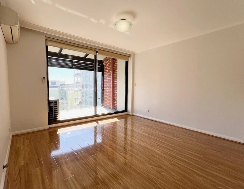 Photo - Level10/41 Refinery Drive, Pyrmont NSW 2009 - Image 2