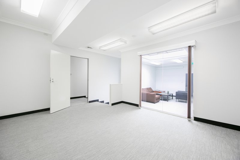 Photo - Level1/237 Forest Road, Hurstville NSW 2220 - Image 7