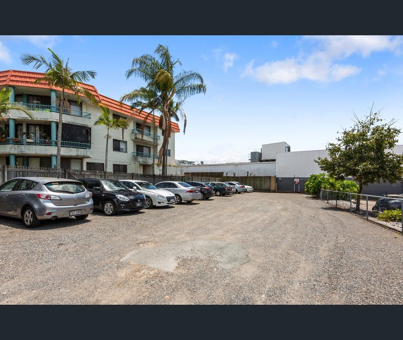 Photo - Level1/744 Gympie Road, Chermside QLD 4032 - Image 13