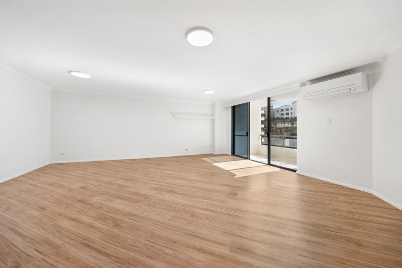 Photo - Level7/102 Miller Street, Pyrmont NSW 2009 - Image 1