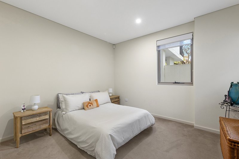 Photo - LG02/12 Shinfield Avenue, St Ives NSW 2075 - Image 9