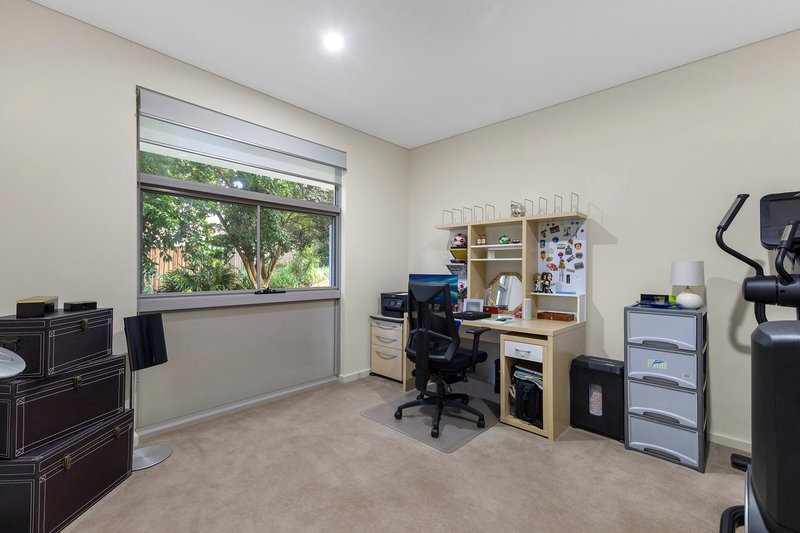 Photo - LG02/12 Shinfield Avenue, St Ives NSW 2075 - Image 10